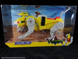 Mattel 23" Voltron Yellow Lion GoLion Hunk Robot