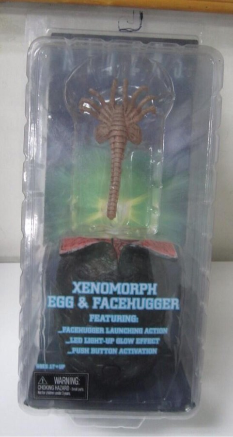 News Neca Aliens Light Up Egg With Launching Facehugger Packaging Shot Mint Condition Customs 2828